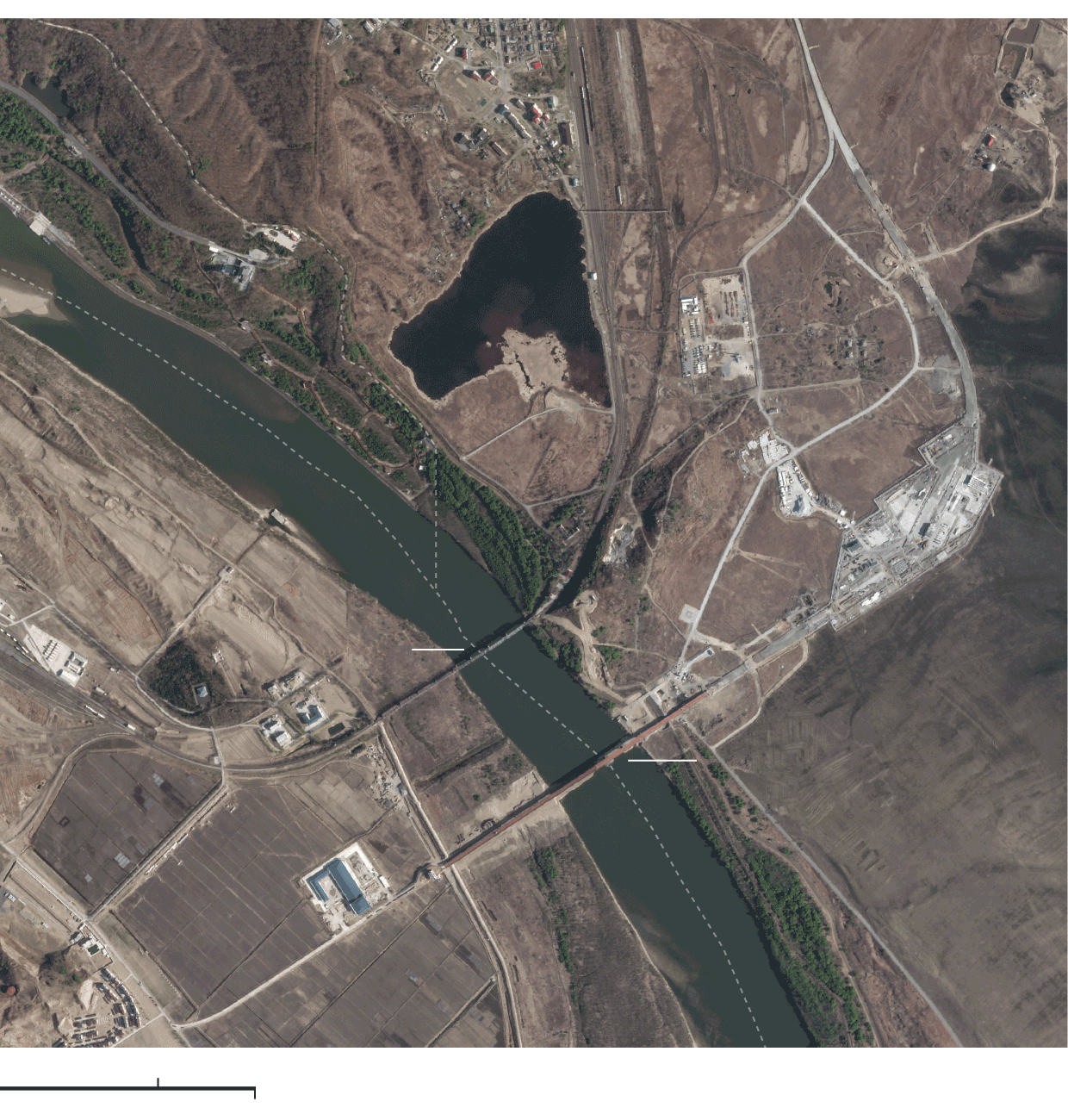 Immagine satellitare del nuovo ponte tra Khasan e Tumangang sul fiume Tumen